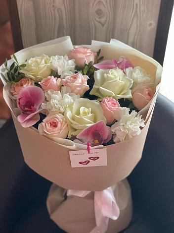 Букет цветов из: Орхидеи, Розы и Гвоздики в Култук